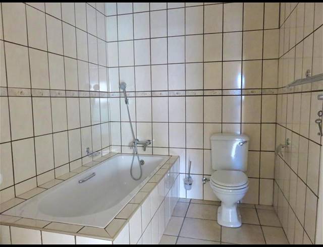 2 BEDROOM APARTMENT FOR SALE IN VELDDRIF